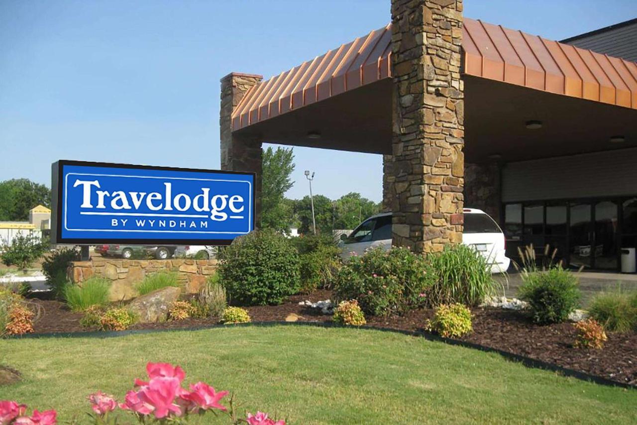 Travelodge By Wyndham Coffeyville Exterior foto